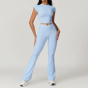 Conjunto Fitness Mujer – Top + Pantalón Acampanado de Cintura Alta