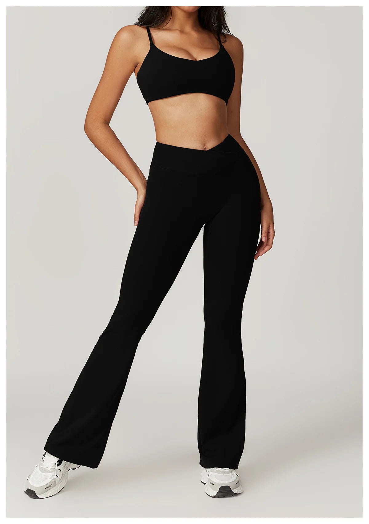 Conjunto Fitness Mujer – Top + Pantalón Acampanado de Cintura Alta
