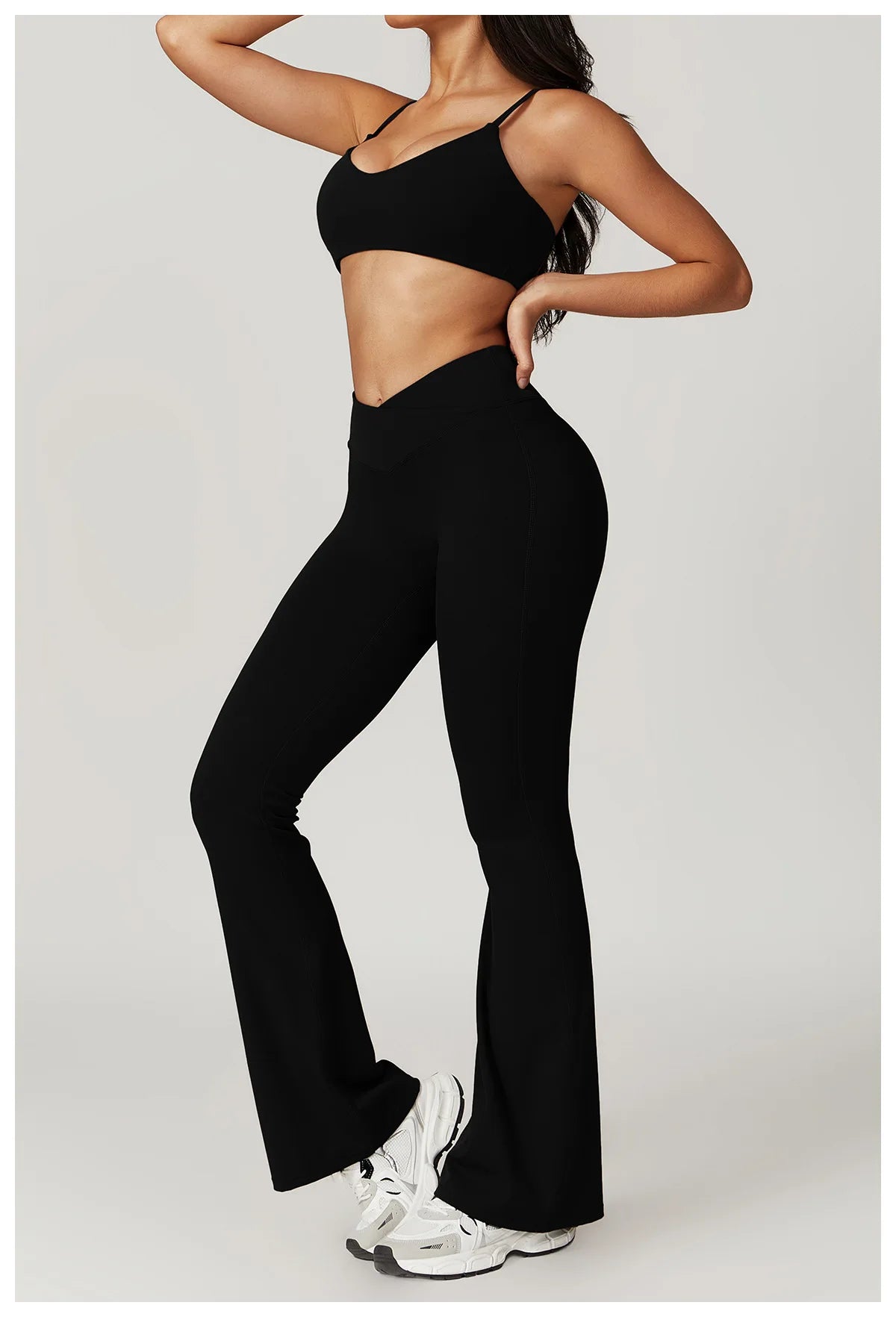 Conjunto Fitness Mujer – Top + Pantalón Acampanado de Cintura Alta
