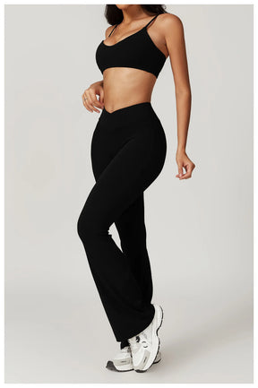 Conjunto Fitness Mujer – Top + Pantalón Acampanado de Cintura Alta