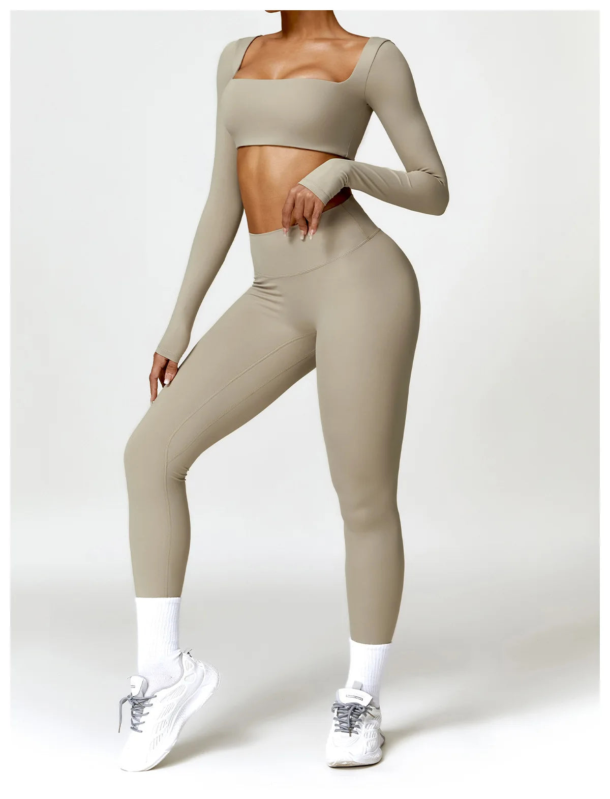 Conjunto Fitness Femenino con Manga Larga y Leggings de Cintura Alta
