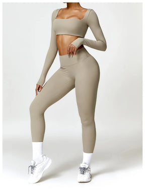 Conjunto Fitness Femenino con Manga Larga y Leggings de Cintura Alta