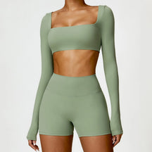 Conjunto Fitness Mujer – Top de Manga Larga + Shorts de Cintura Alta